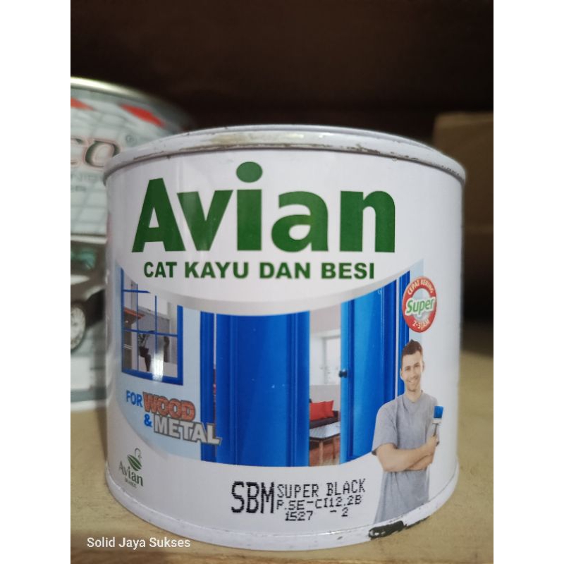 Cat Minyak Avian, Cat Besi & Kayu Avian 500cc / 1/2 kg