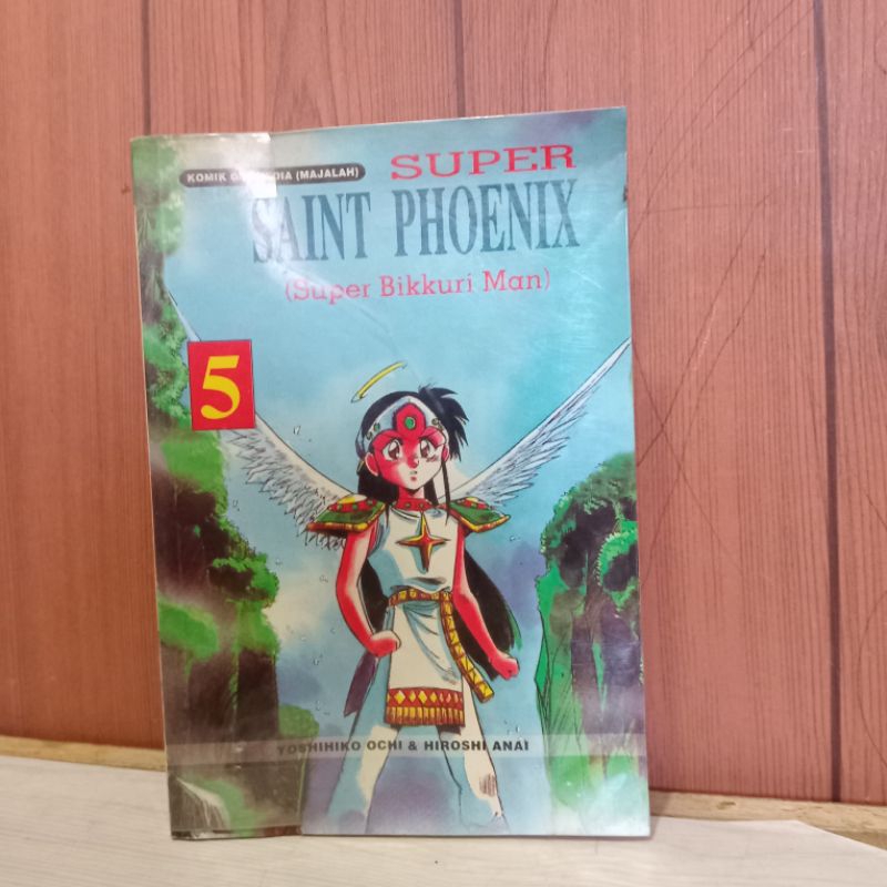 buku super Saint phoenix