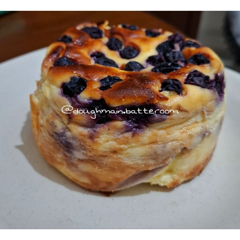 

Blueberry Burnt Cheesecake