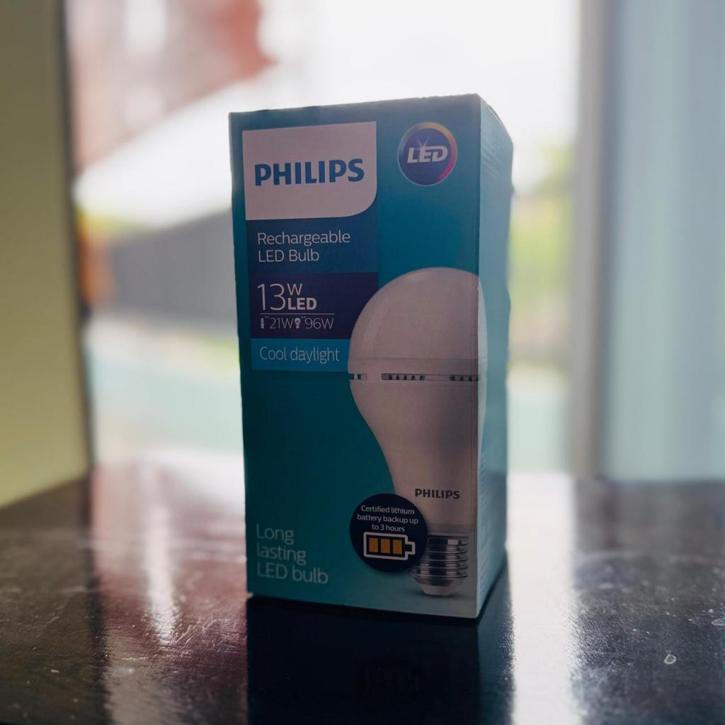 PHILIPS Rechargeable LED Bulb Lampu Emergency Original