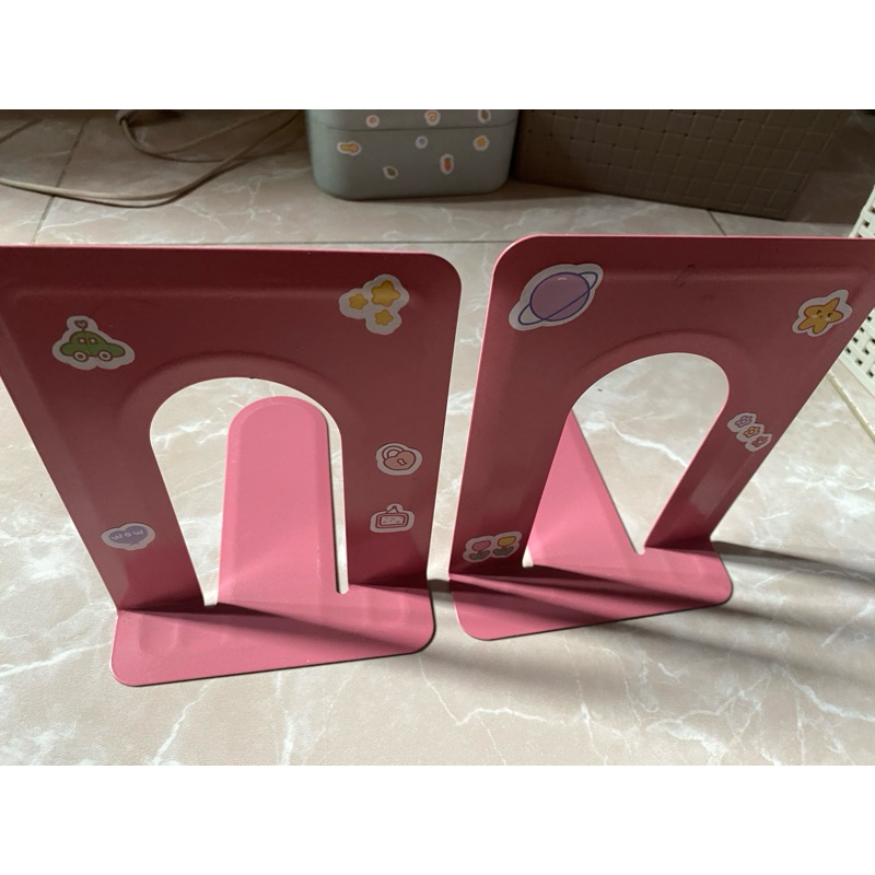 

preloved stand buku