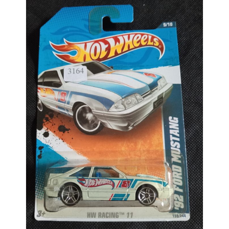 HOT WHEELS '92 FORD MUSTANG
