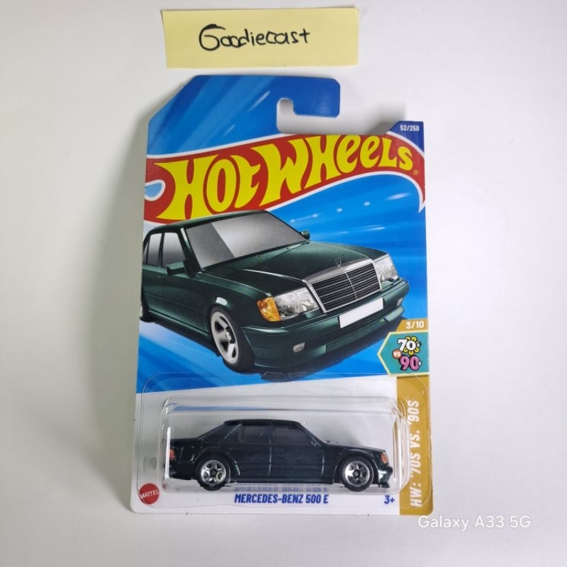 Hot Wheels Mercedes Benz 500E