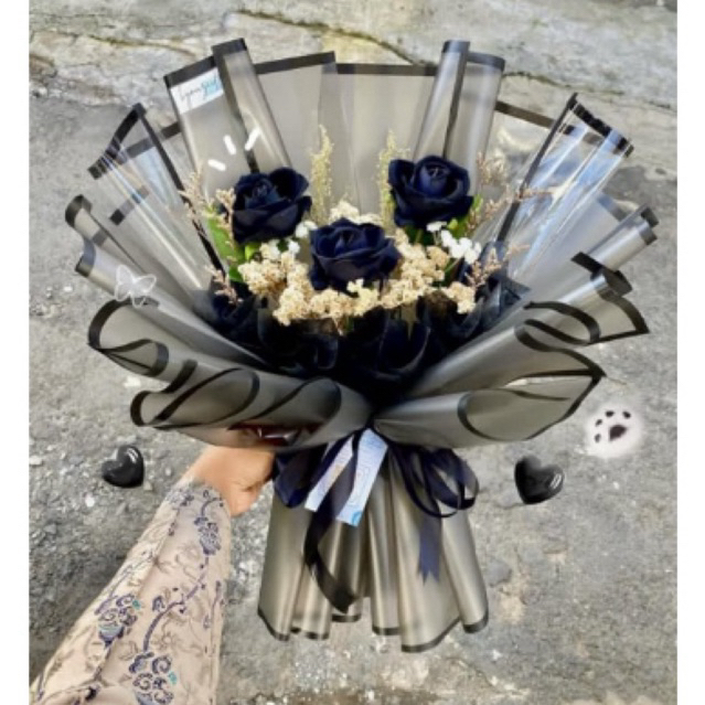 Buket mawar hitam | buket wisuda cowo