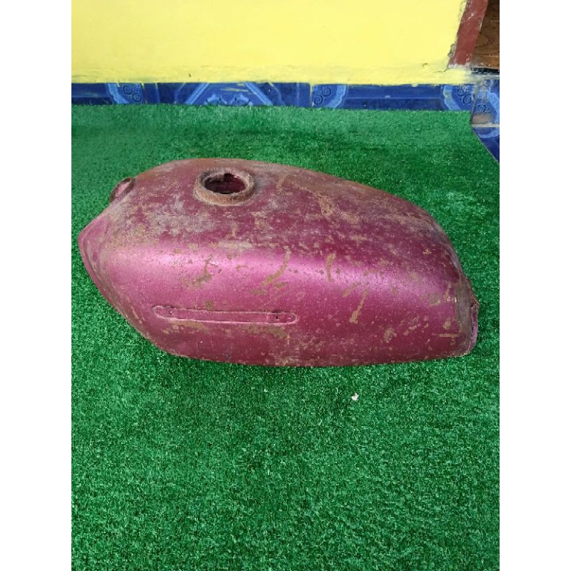 tangki suzuki gt185 twin original kondisi bahan