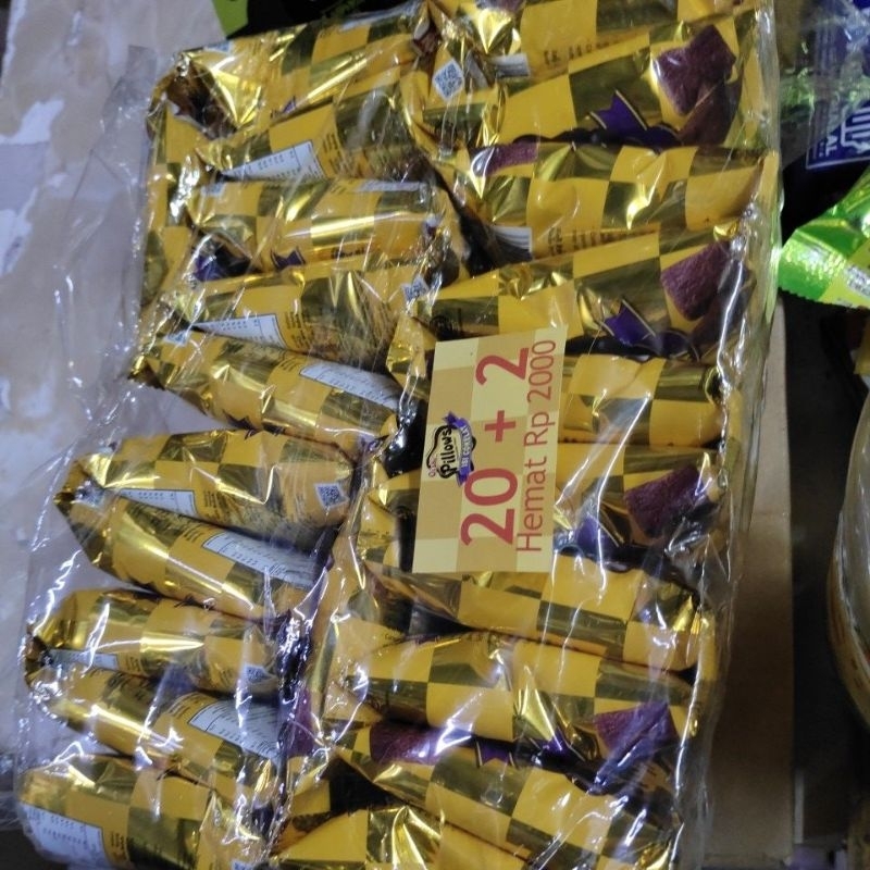 

OISHI SNACK FILLOWS 12 gram ( 1 PAK ) ISI 20+2 PCS