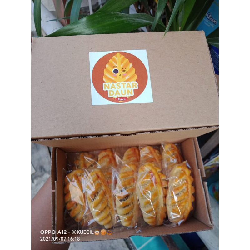 

nastar daun jumbo murah istimewa surabaya