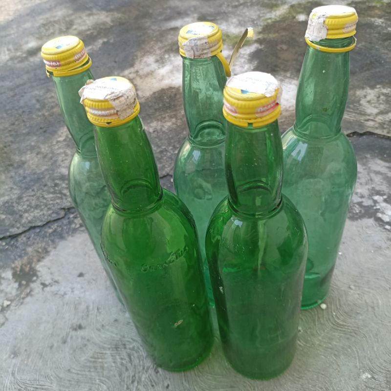 

Botol bekas sirup sarangsari