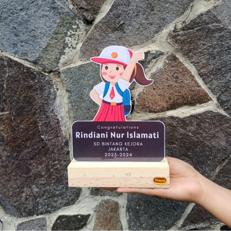 PLAKAT AKRILIK Wisuda Hadiah Pelepasan Anak TK SD SMP SMA Murah