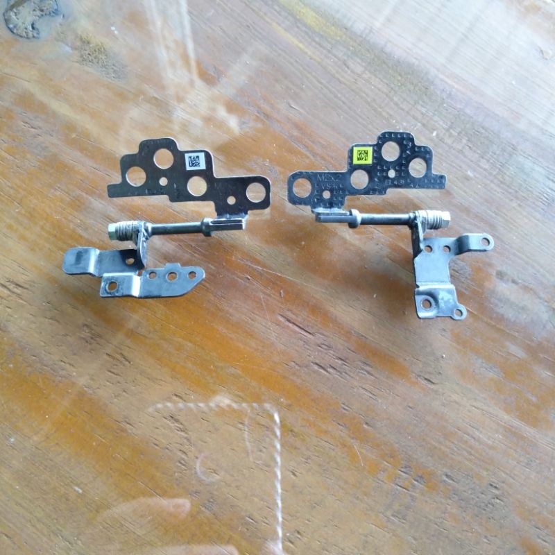 engsel laptop lenovo ideapad s340