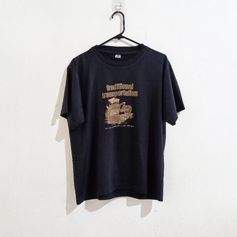 Kaos Pria Lengan Pendek Warna Hitam DAGADU DJOKDJA