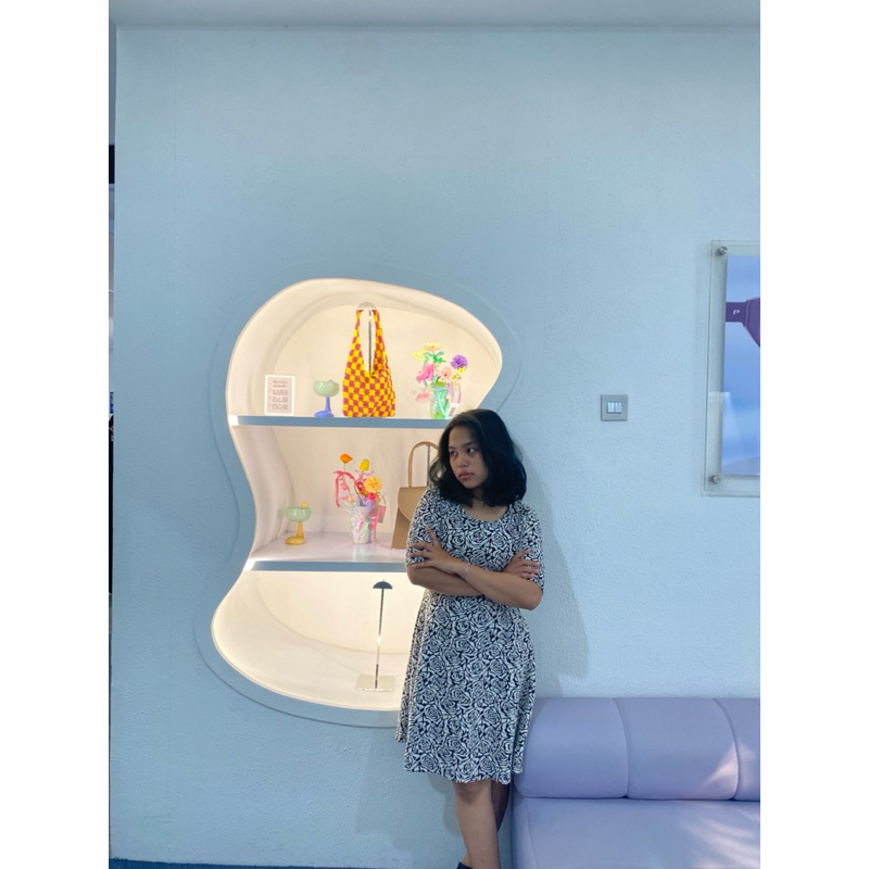 Preloved midi dress hnm floral vintage