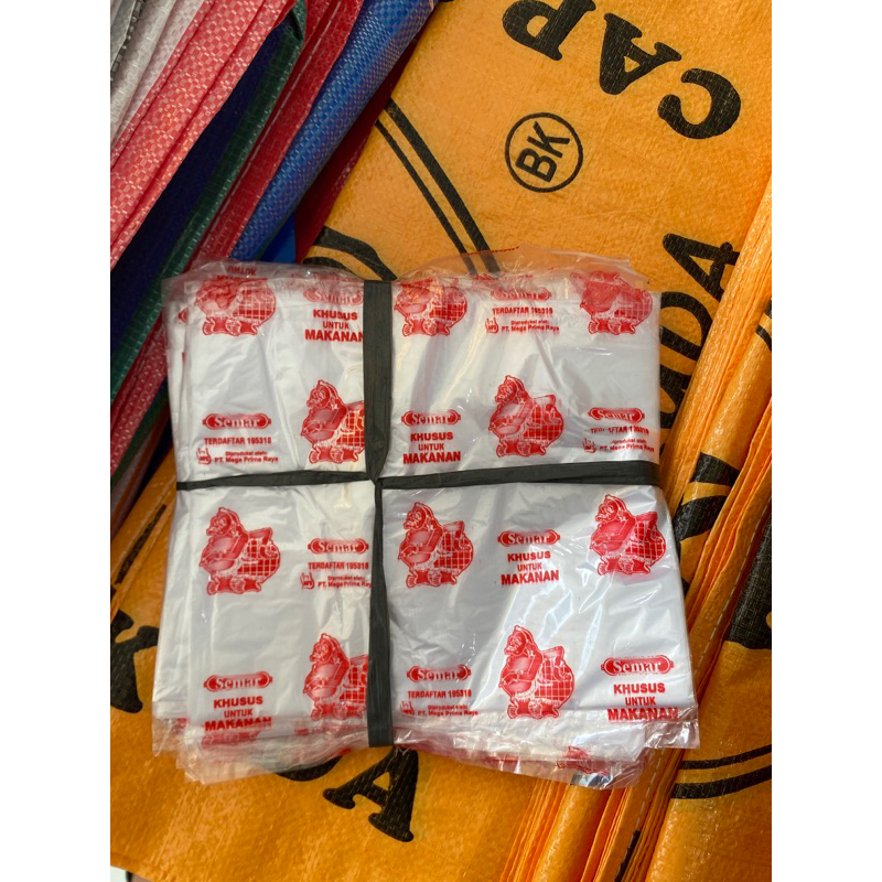 Kantong Plastik semar merah 24