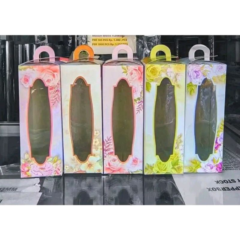 

S (S51 ) BOX KARTON UNTUK SOUVENIR