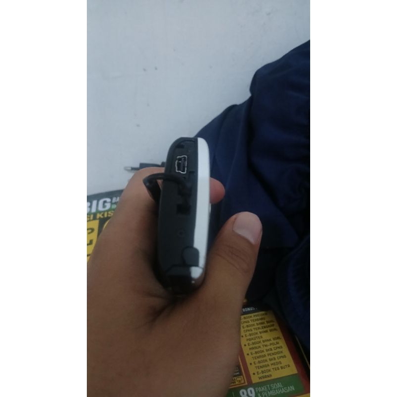 Canon A2300