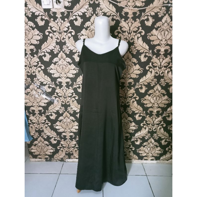 {PRELOVED} Dress Hitam Pesta