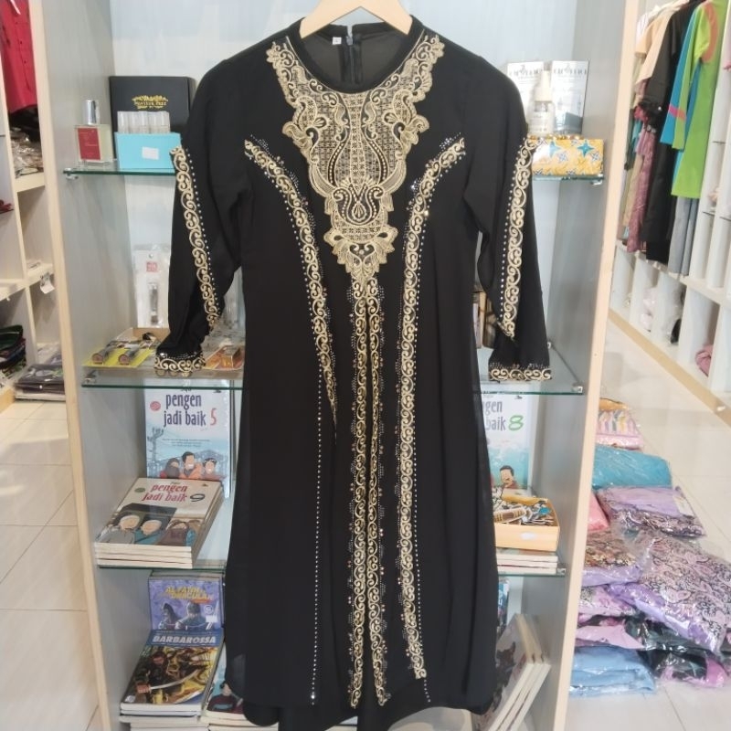 abaya anak perempuan
