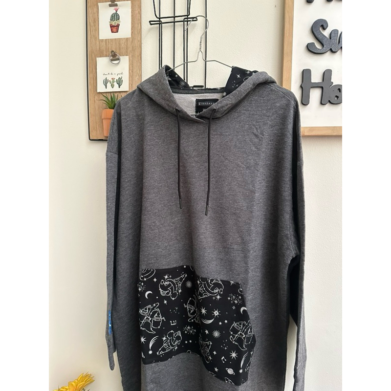 GIORDANO SWEATER LADIES EDISI DISNEY FANTASIA