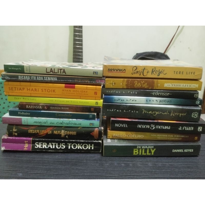 Obral Buku dan Novel