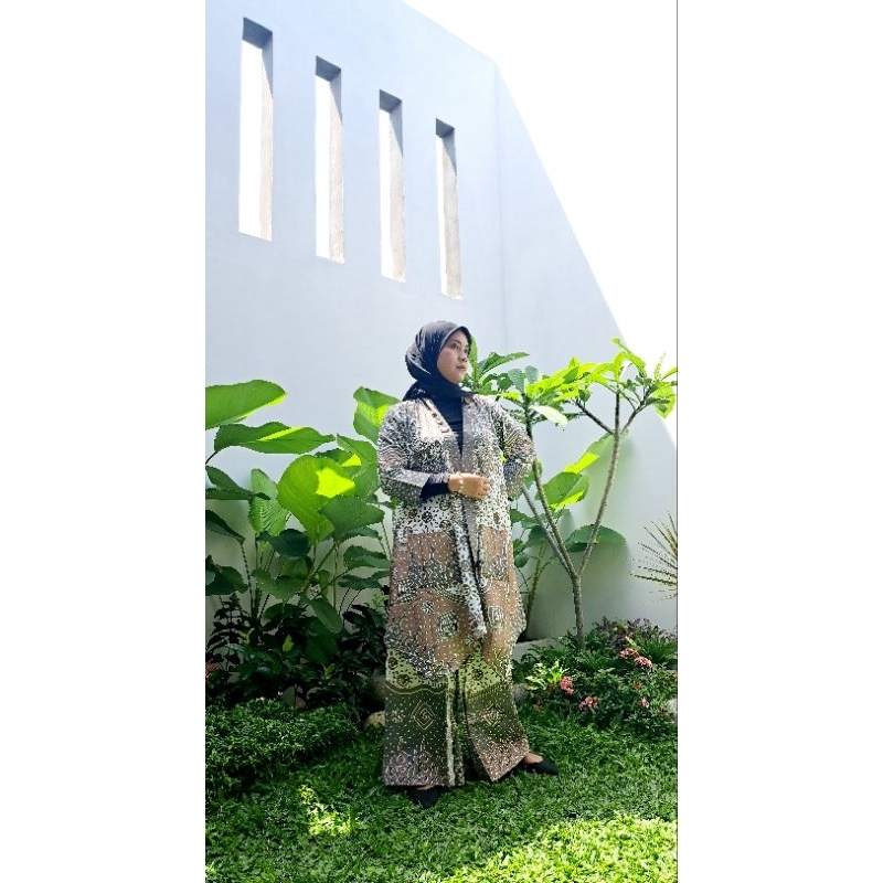 One Set Kulot Outer Batik Wanita