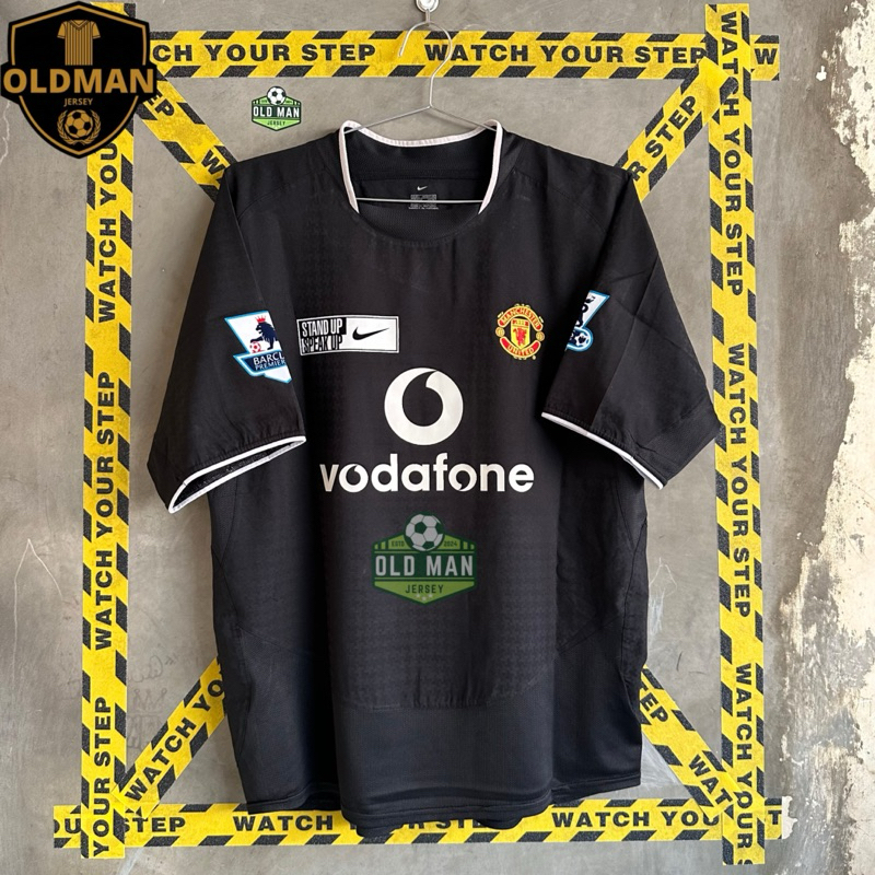 Manchester United 2003 / 2004 / 2005 Away Kit