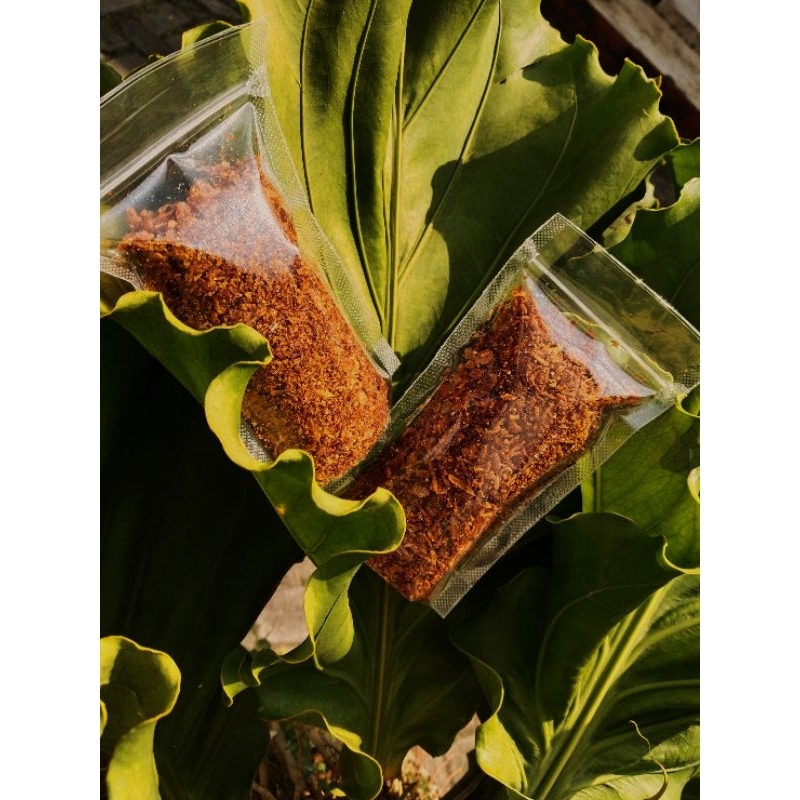 

Siwang Bawang Goreng dengan Terasi Khas Cirebon kemasan +- 100gr