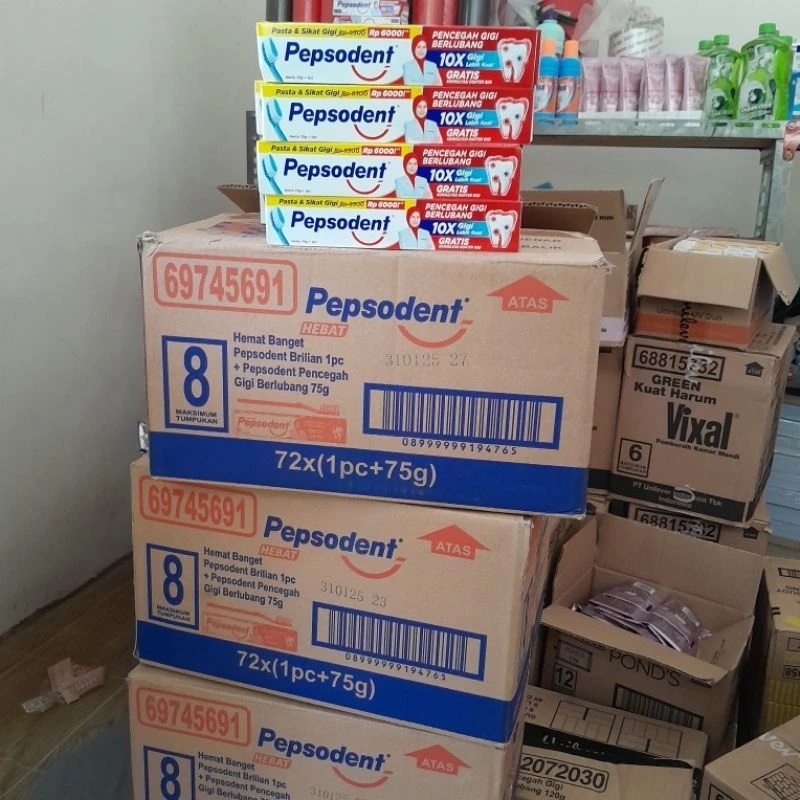 ( 1 Karton isi 72 Pcs ) Pepsodent pasta gigi 75gr - free sikat gigi