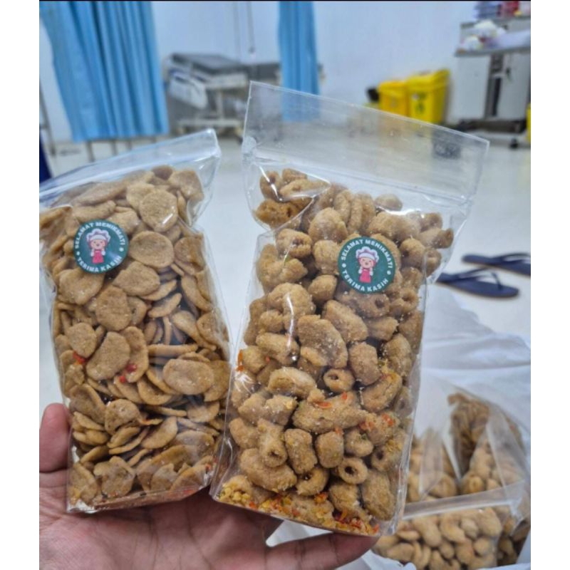 

Kerupuk Acan Bantat