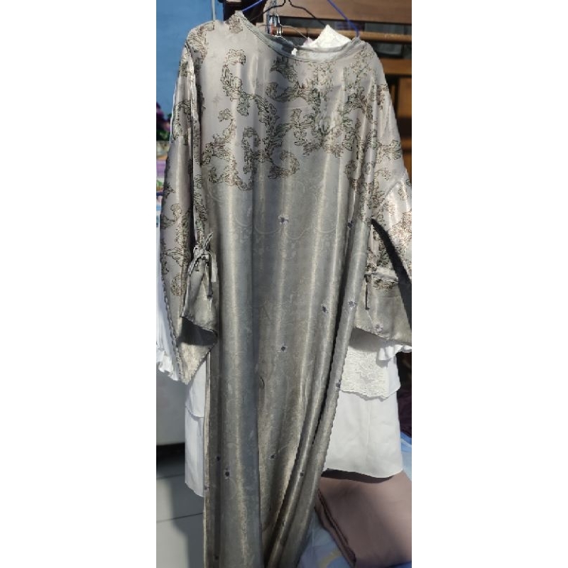 Preloved dress ria miranda