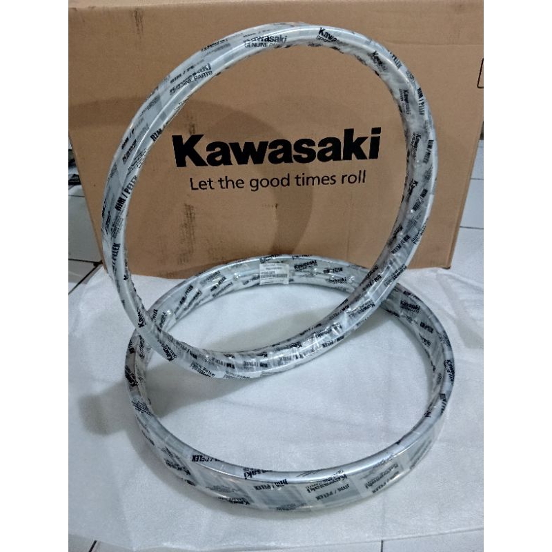 Velg rim belakang kawasaki fury kaze edge blitz zone zx130 original 17X160