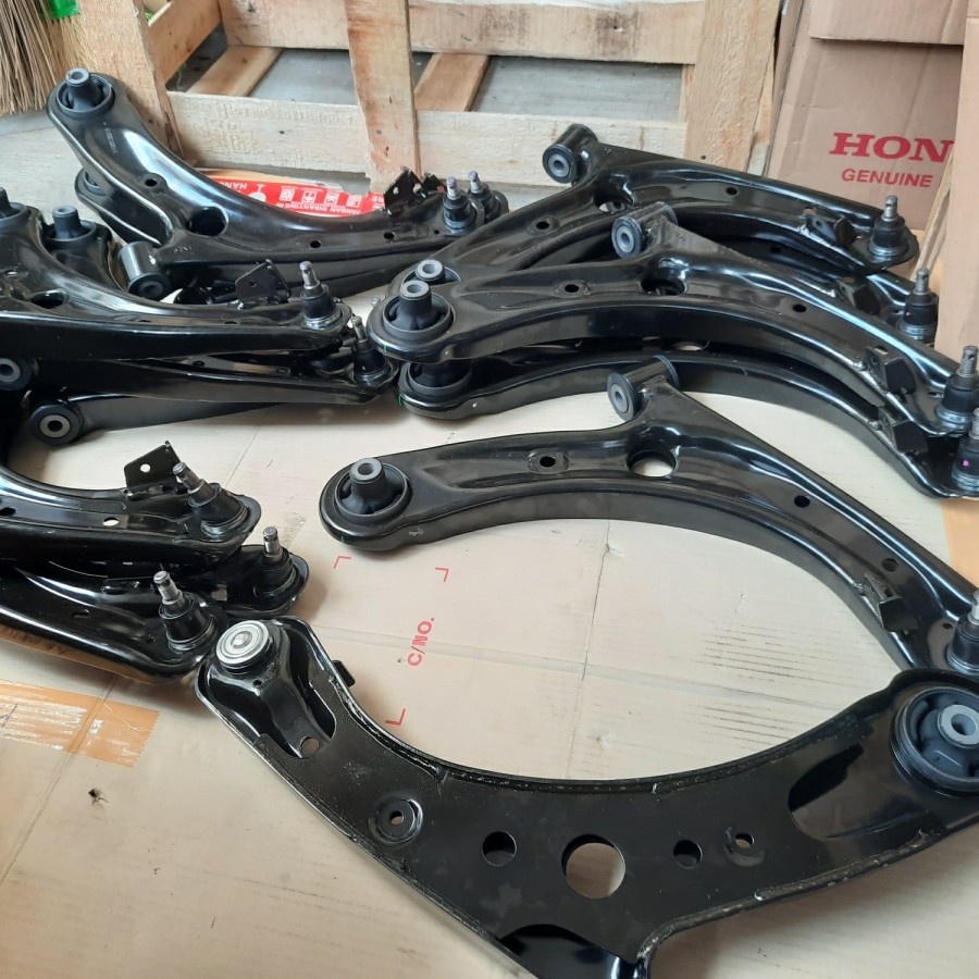 lower arm / sayap honda brio mobilio brv 2014 2015 2016 2017 2018 ori - kanan