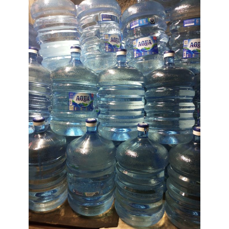 Aqua galon asli