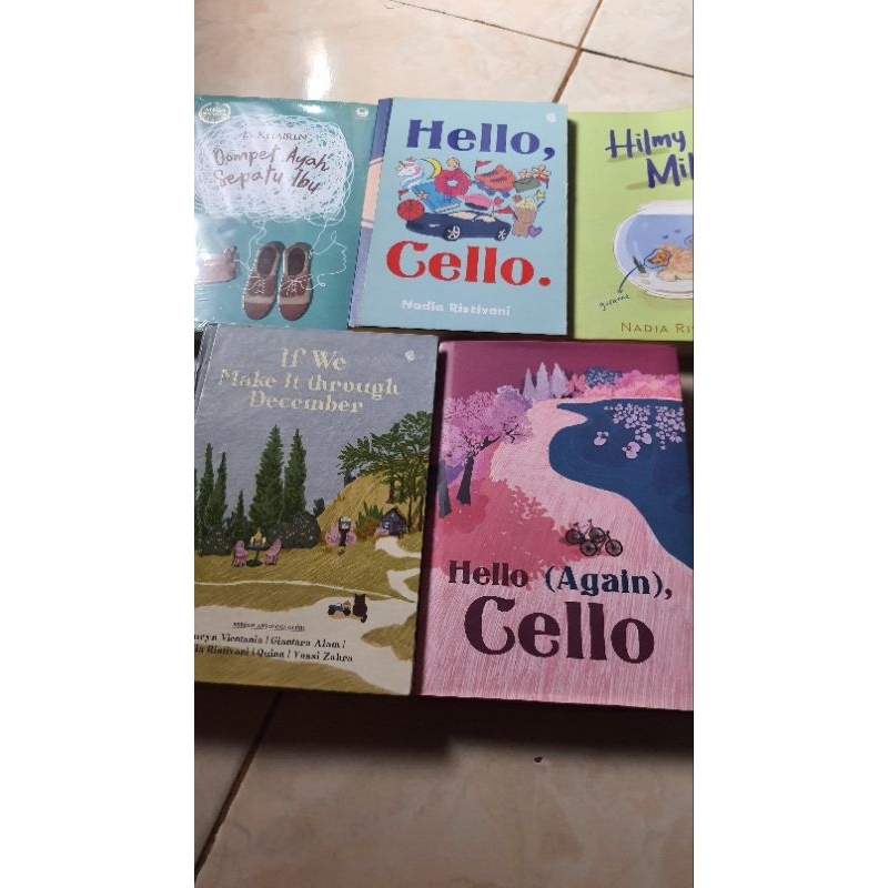WTS BUKU PRELOVED NOVEL & AU