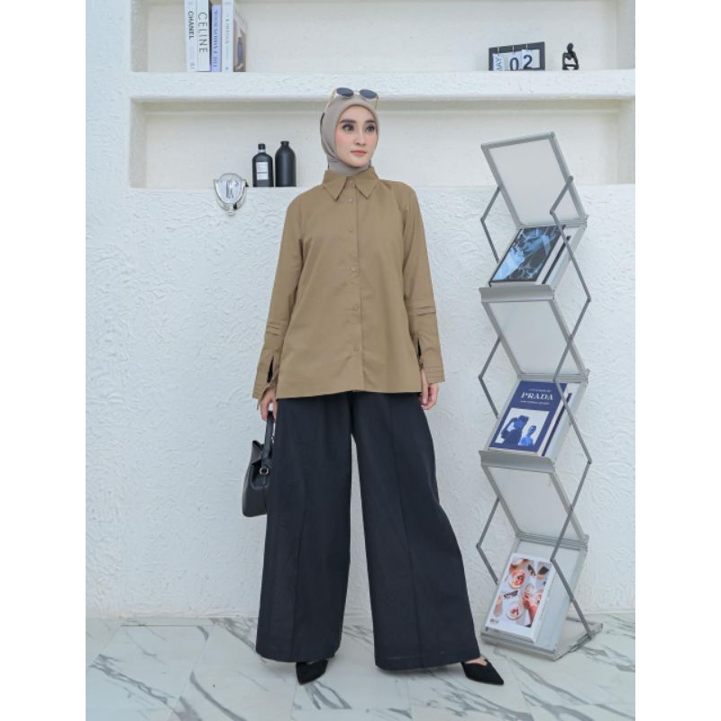 Kemeja uniqlo /atasan uniqlo /blouse uniqlo