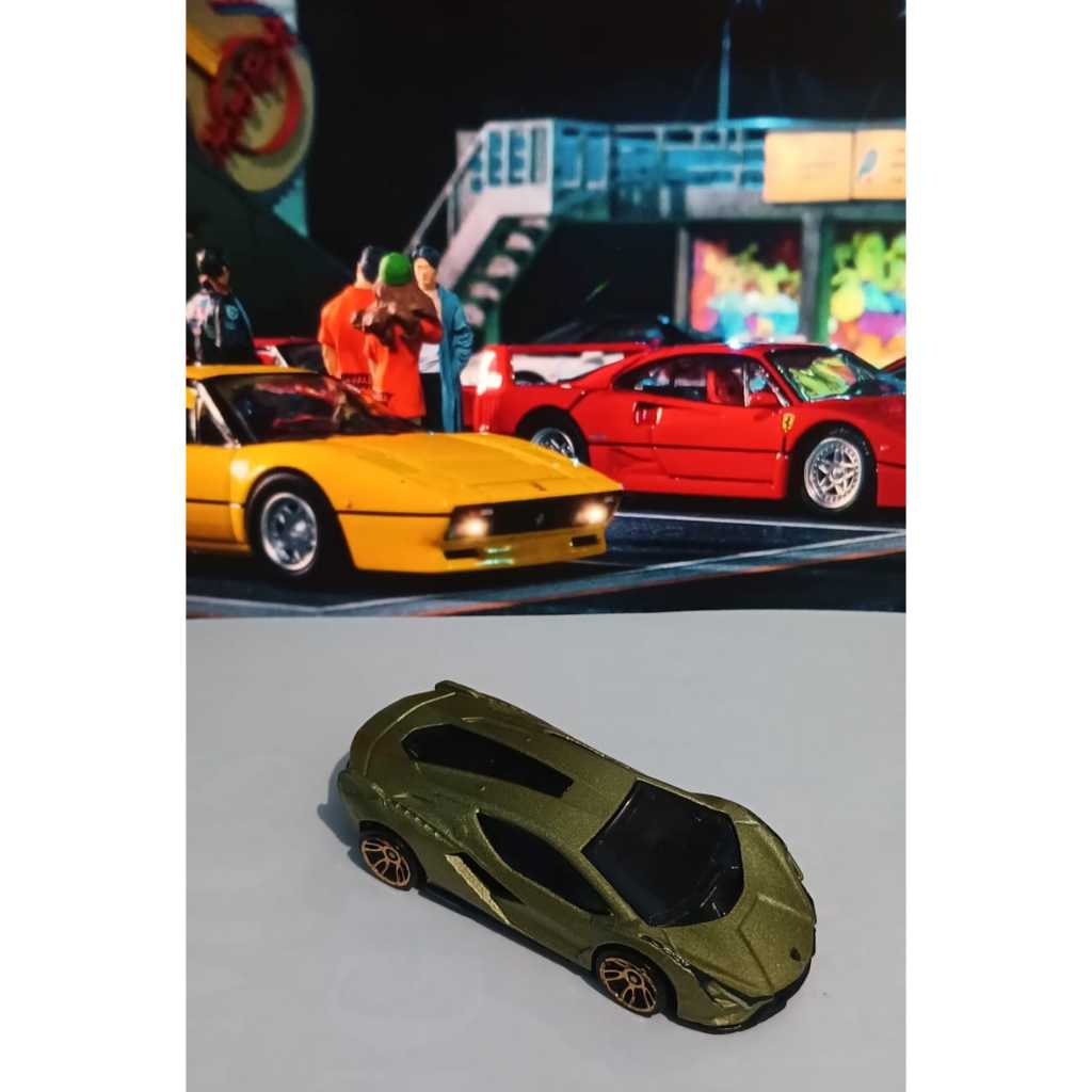 Lamborghini Sian Loose Emas