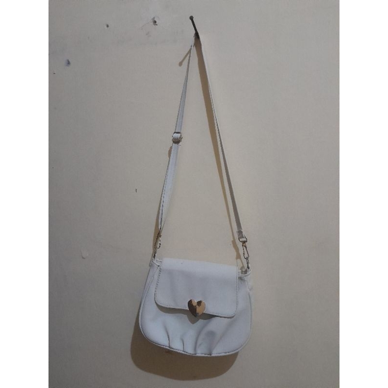 preloved tas putih