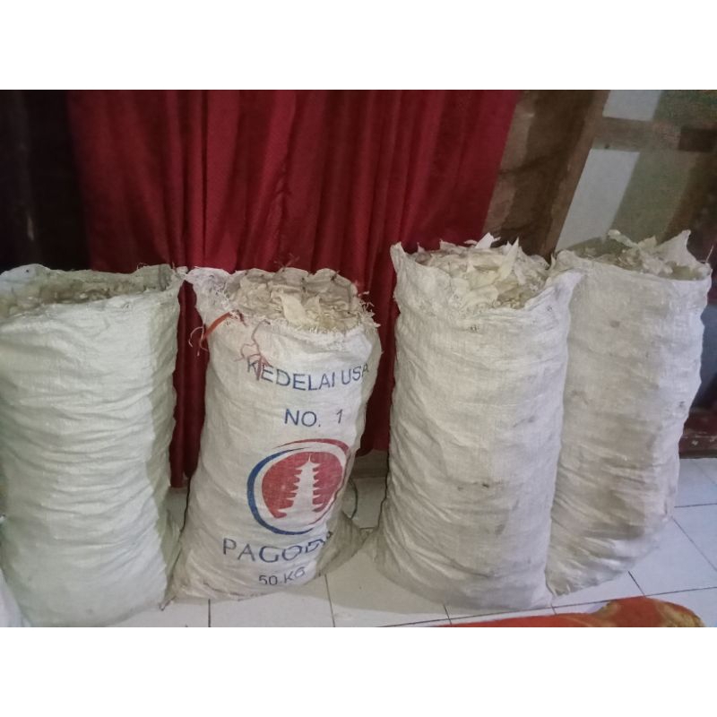 

Keripik Singkong Mentah Gurih Renyah (Kripik Singkong Mentah)