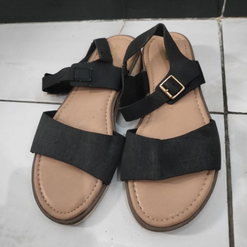 SALE SEPATU SANDAL WANITA BY BATA
