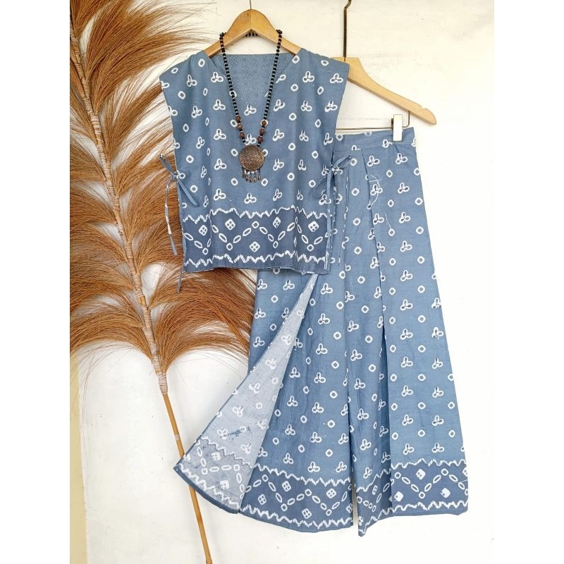 SIMI - Nabiree Set Outer dan Pants Layer motif Batik Jumputan