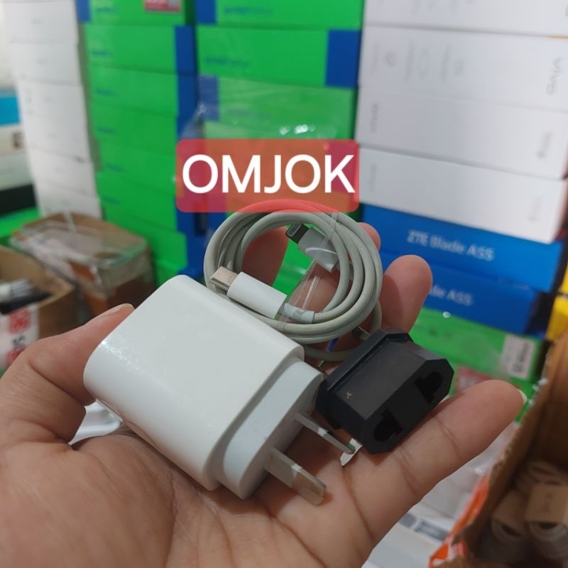 Charger Iphone 10 11 11pro 12 pro max 18W ex inter coloka  australia