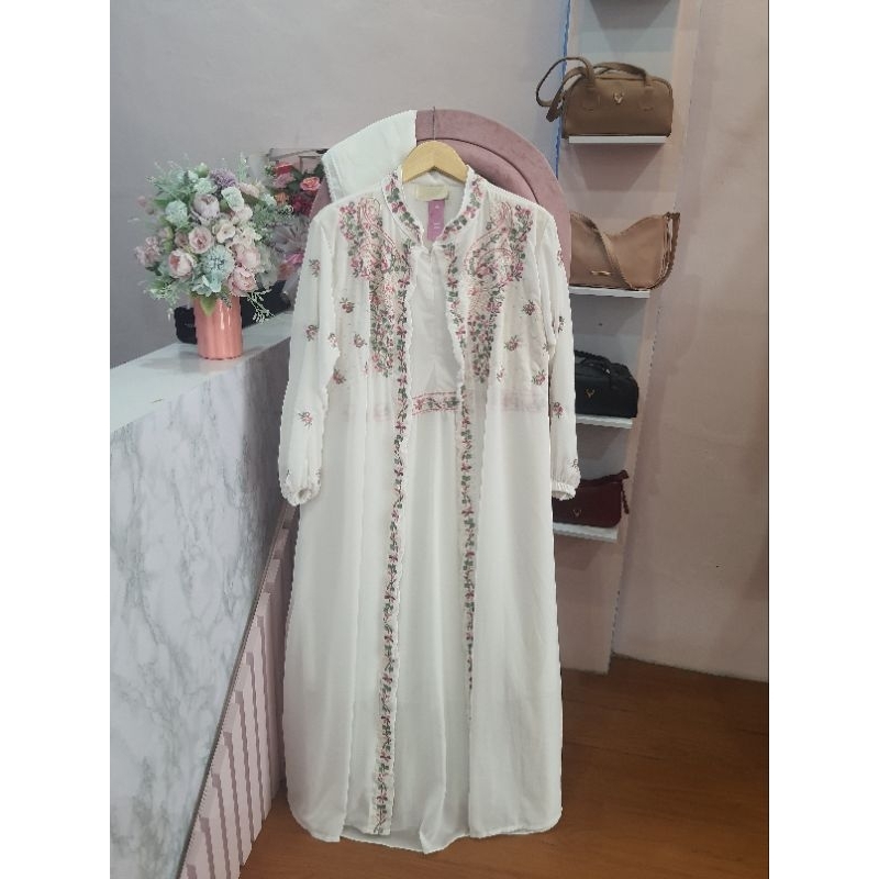 Abaya Syahida