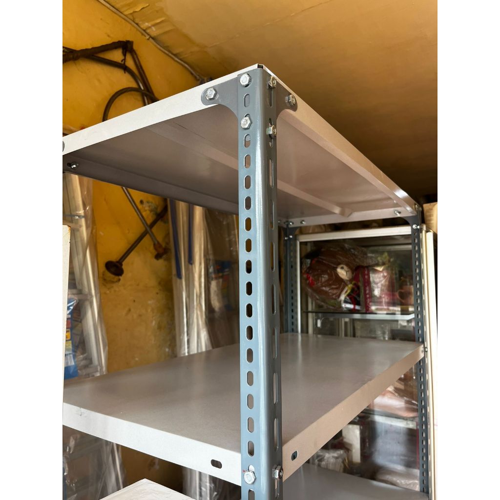 Besi Siku Lubang UNION tebal 1,8mm (uk. 3,75 cm x 3,75 cm)