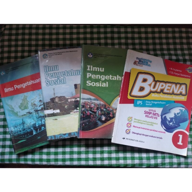 [Preloved Bundle] Buku Paket SMP IPS kelas 7/8/9 & Bupena SMP IPS kelas 7