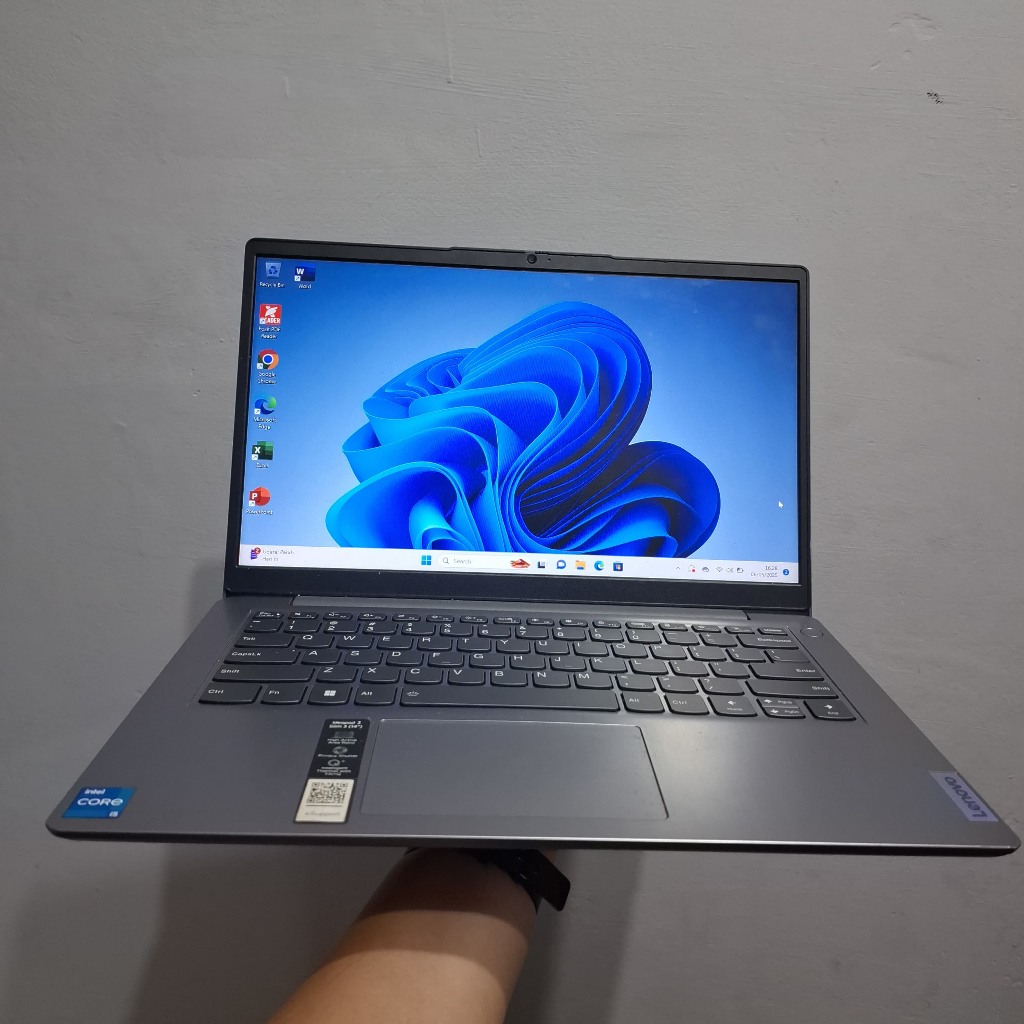 318. Laptop Lenovo Ideapad Slim 3 intel core i5 gen 11
