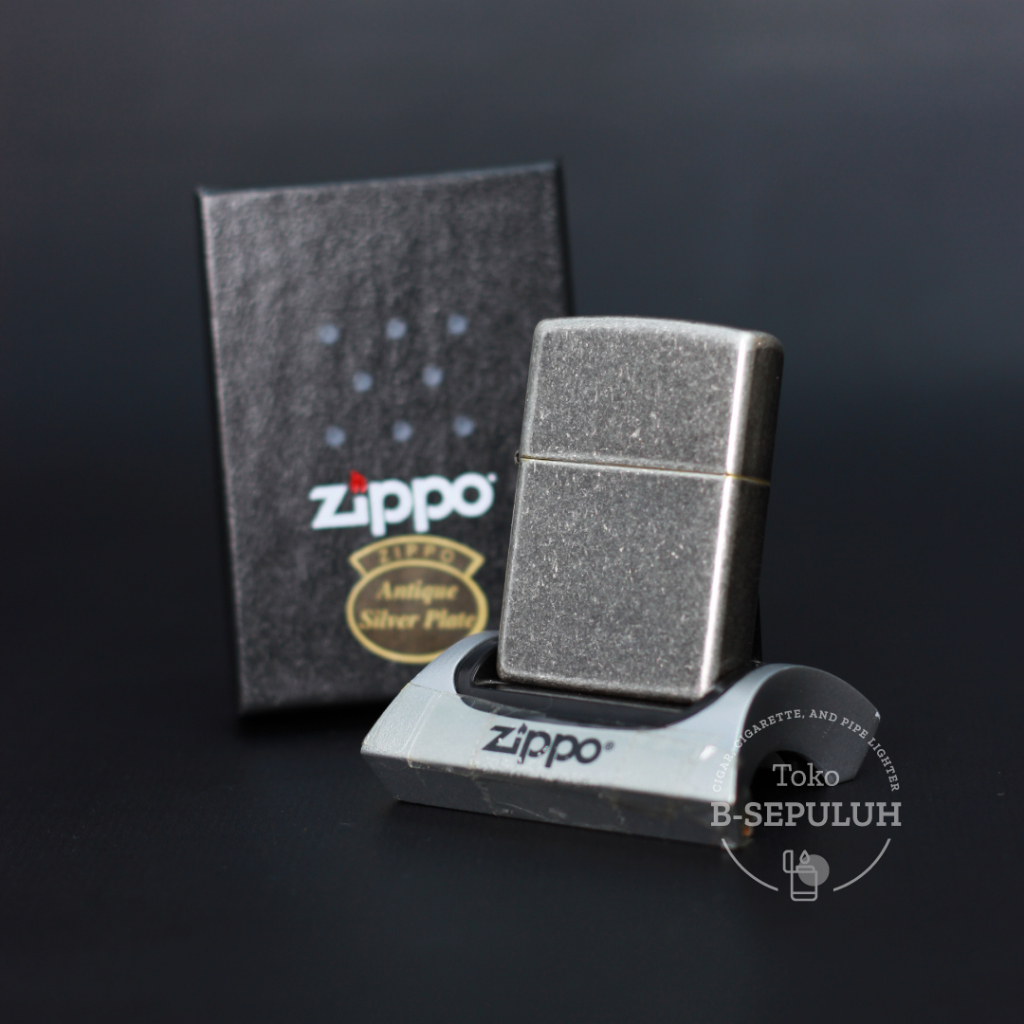 Zippo Armor Antique Silver Plate 28973