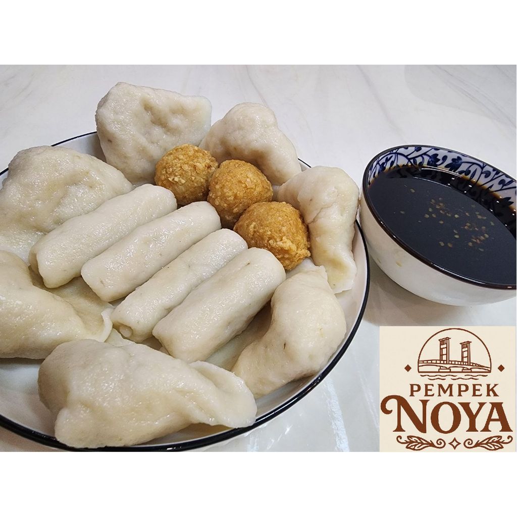 

PEMPEK PALEMBANG PREMIUM 100% IKAN TENGGIRI — 13PCS + CUKO 150ML