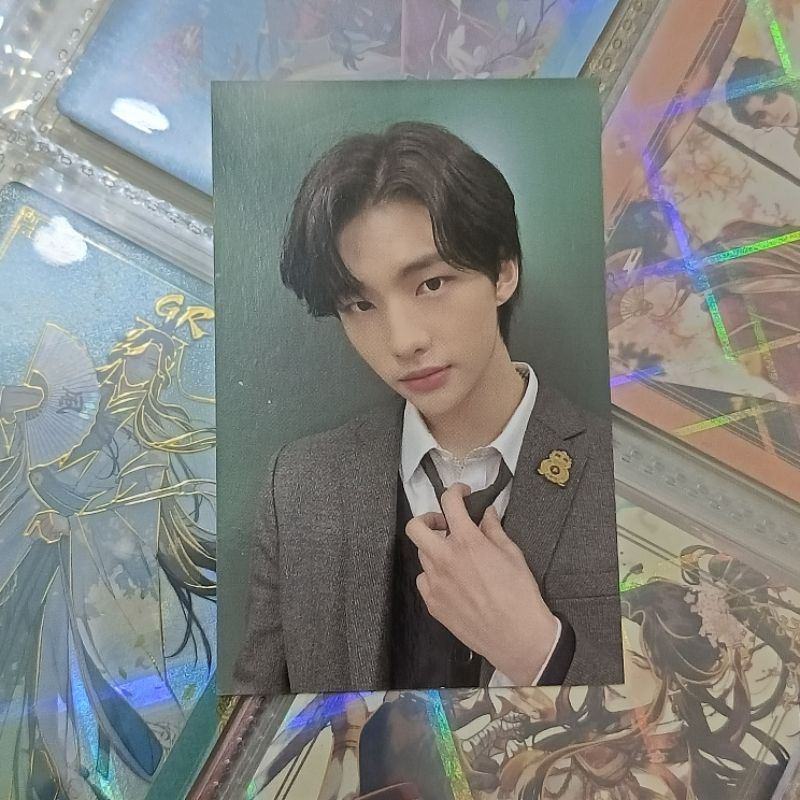 [READY STOCK] HYUNJIN PC GO LIVE LIFE LIMITED