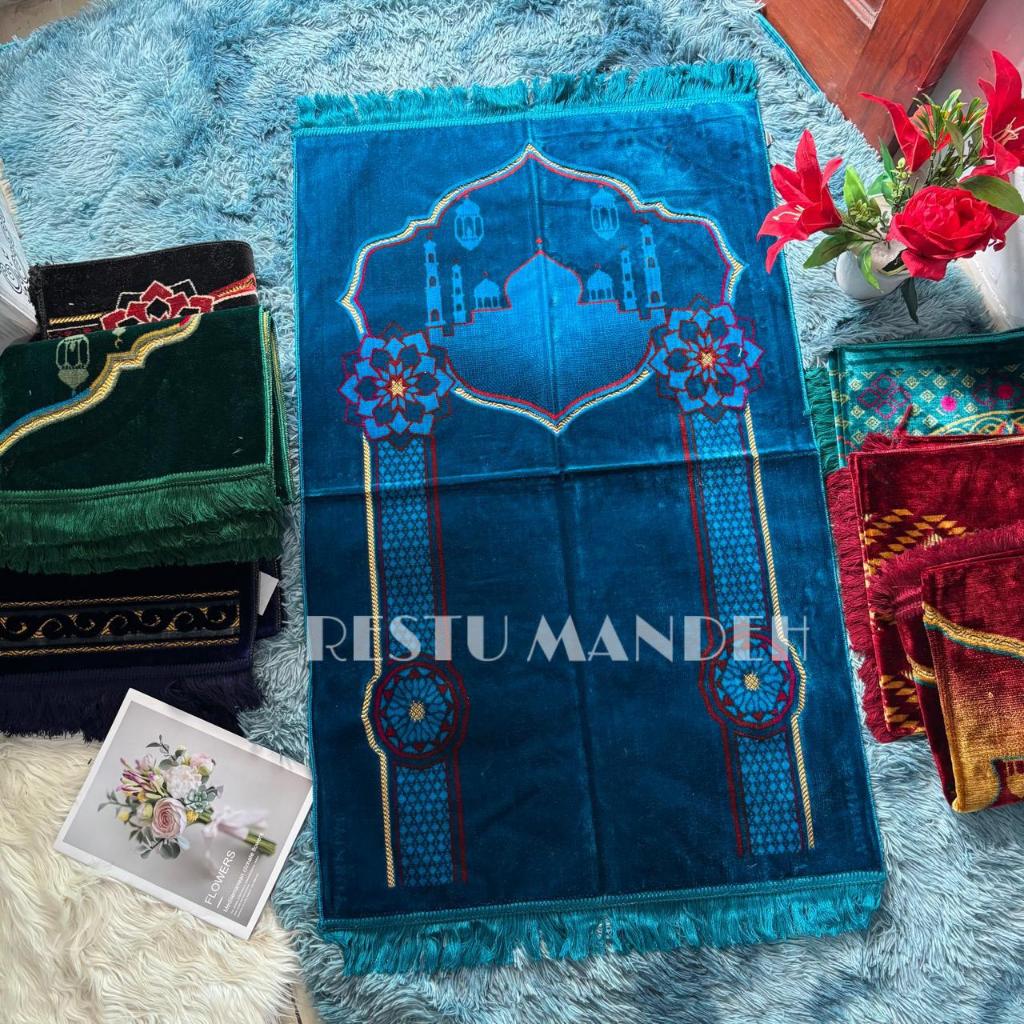 SAJADAH BLUDRU AR RAHMAN GOLD TEBAL UKURAN 70 X 110