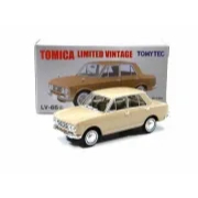Tomica Datsun Bluebird 1200 Deluxe 1963 Beige
