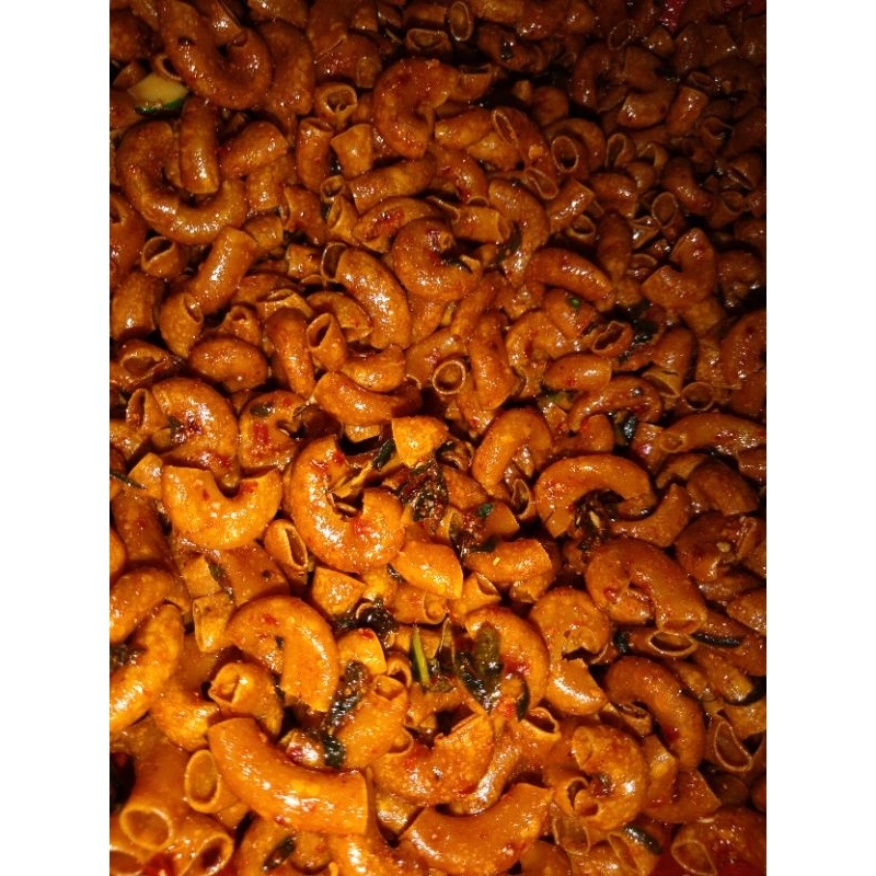 

Makaroni kering 100gram rasa pedas dan original daun jeruk